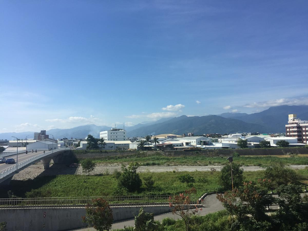 Tiin Tinn - Rivershore B&B Taitung Екстериор снимка