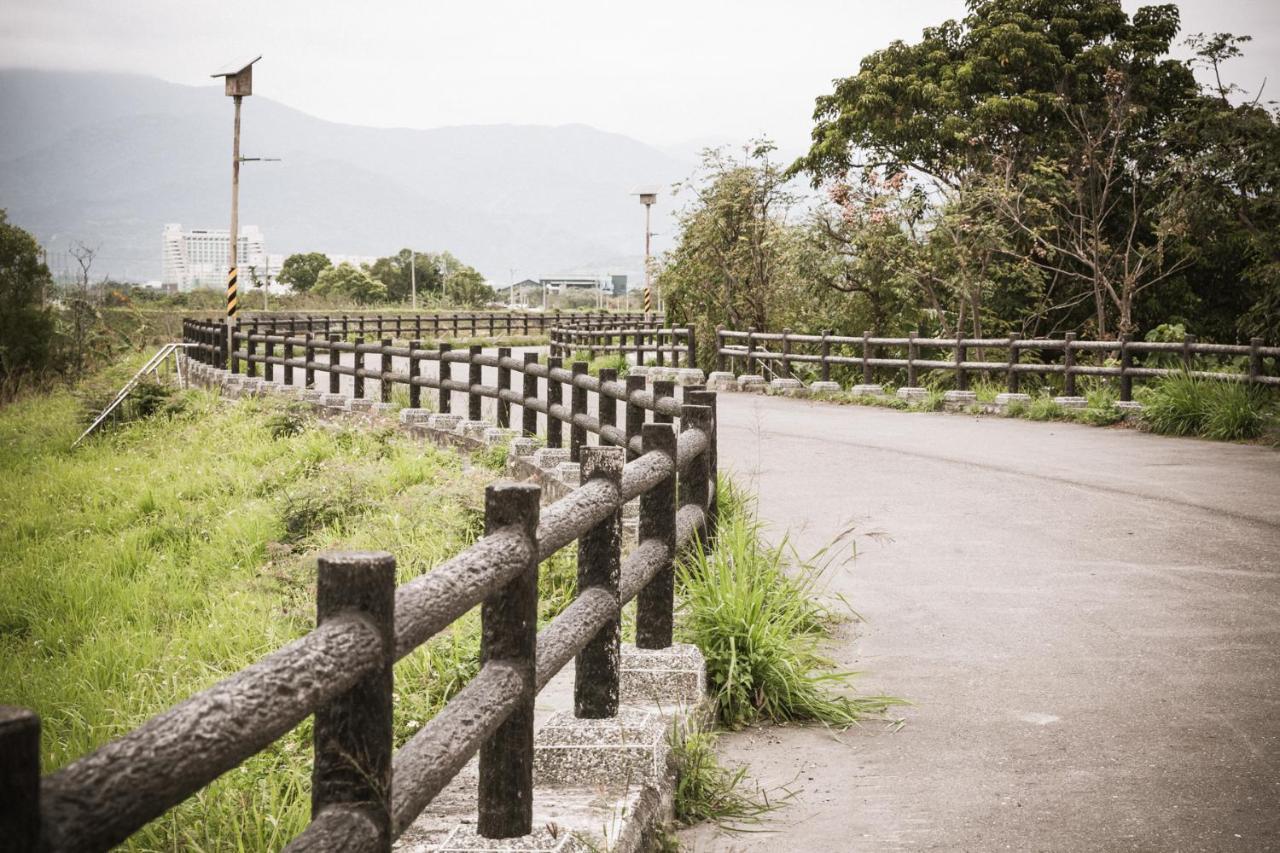 Tiin Tinn - Rivershore B&B Taitung Екстериор снимка